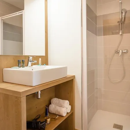 Club Mmv La Cle Des Cimes 4* Ареш